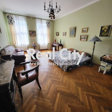 Продаж 3 кімнати, вул. С. Бандери, м. Львів