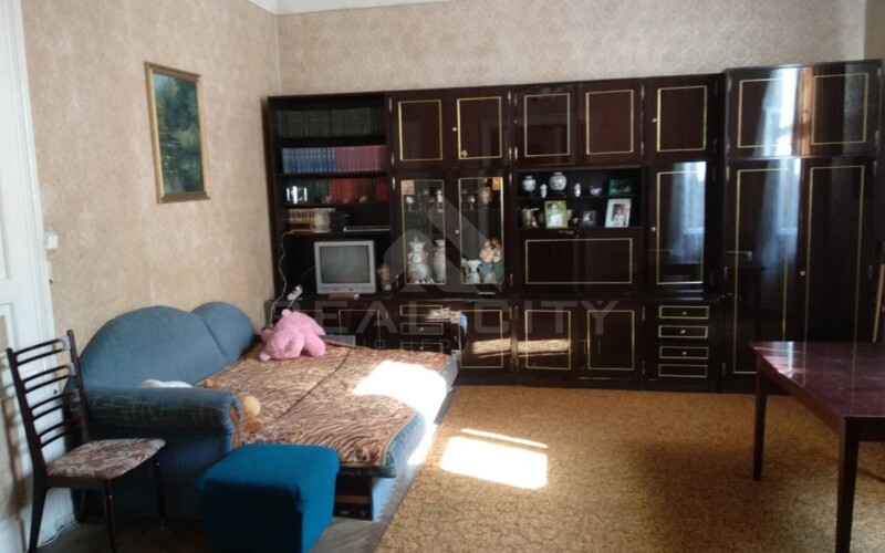 Продаж двокімнатної квартири, вул. Новаківського. м. Львів