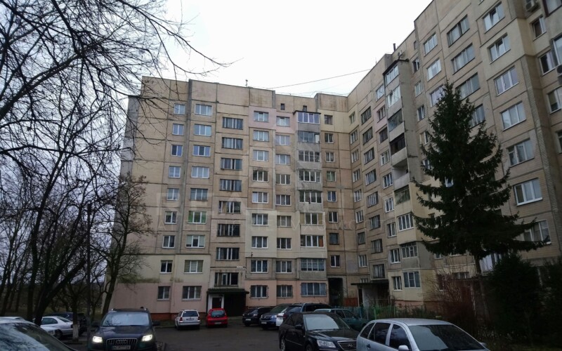 Продаж трьохкімнатної квартири, Кульпарківська вул. м. Львів