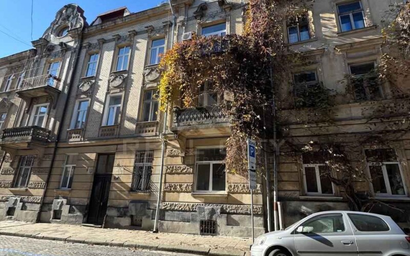 Продаж чьотирьохкімнатної квартири, вул. Дашка. м. Львів