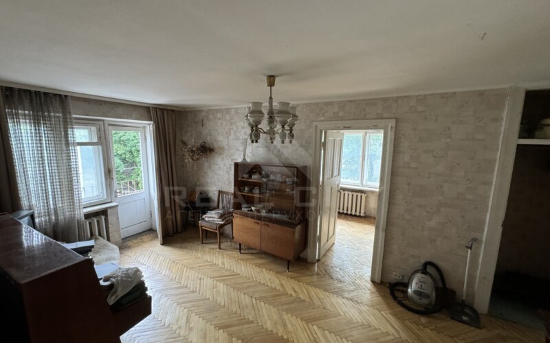 Продаж двокімнатної квартири, вул. Тершаковців. м. Львів